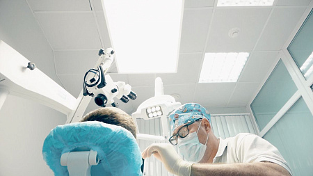 ДентЛайт Эко - бестеневой стоматологический LED светильник